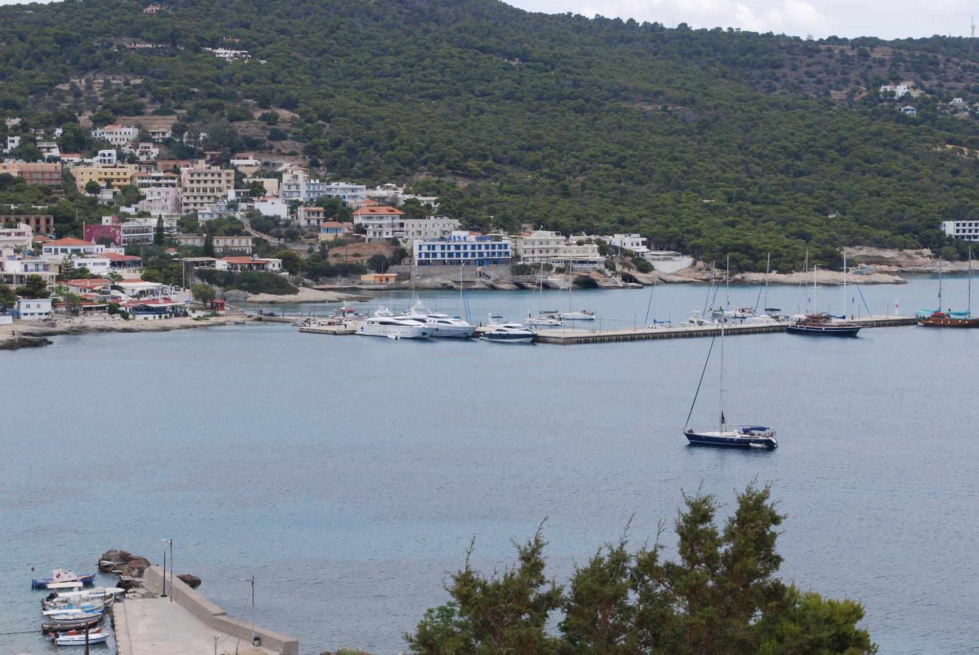 Sunset Rooms Agia Marina  Exterior foto